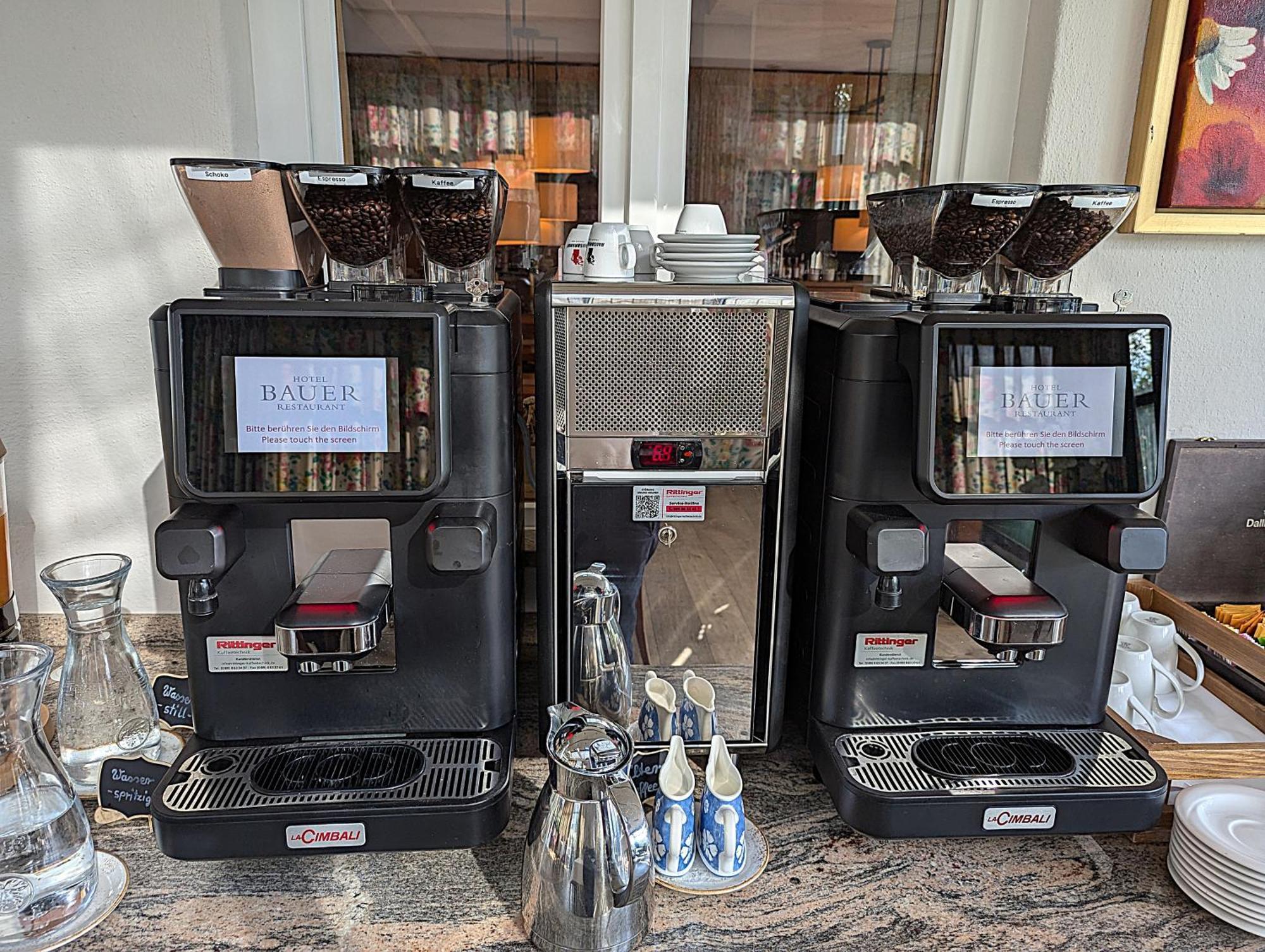 Bauer Hotel Und Restaurant Feldkirchen  Dış mekan fotoğraf