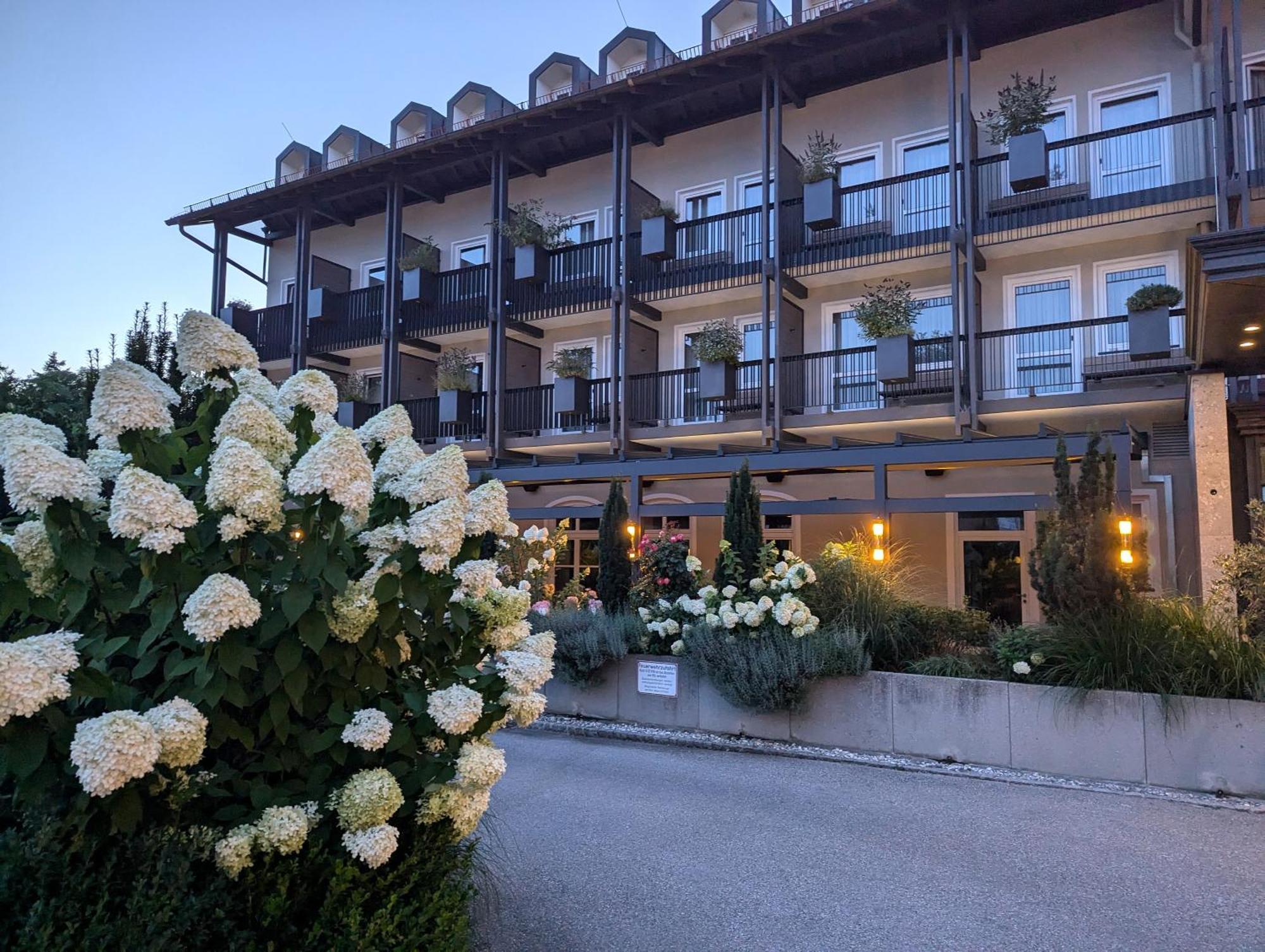 Bauer Hotel Und Restaurant Feldkirchen  Dış mekan fotoğraf